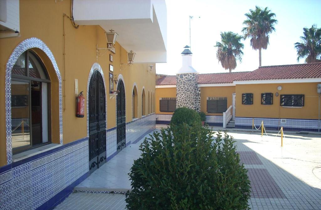 Hostal Don Diego San Juan Del Puerto Exterior photo