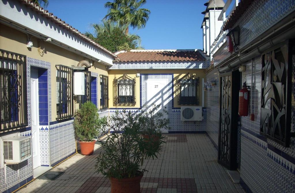 Hostal Don Diego San Juan Del Puerto Exterior photo