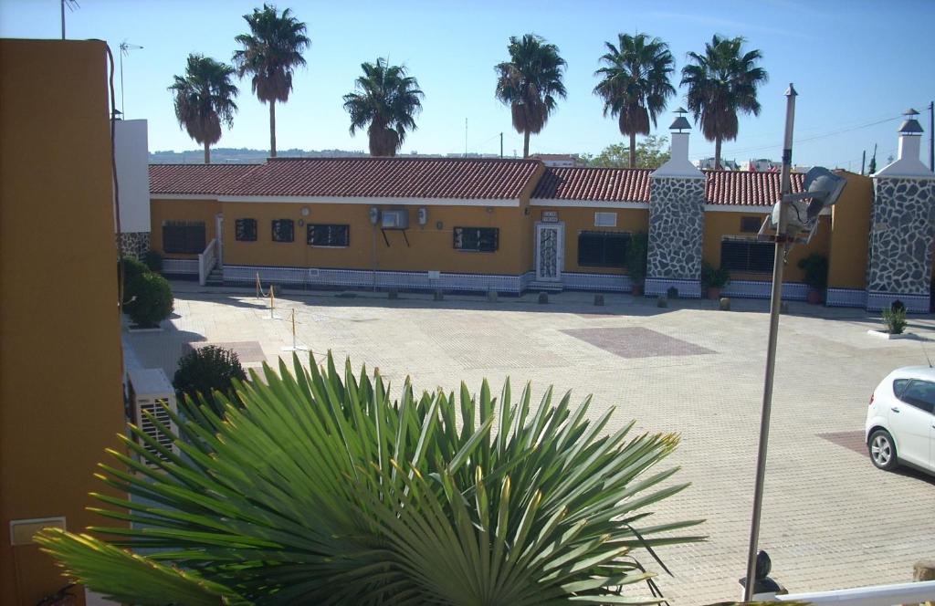 Hostal Don Diego San Juan Del Puerto Exterior photo