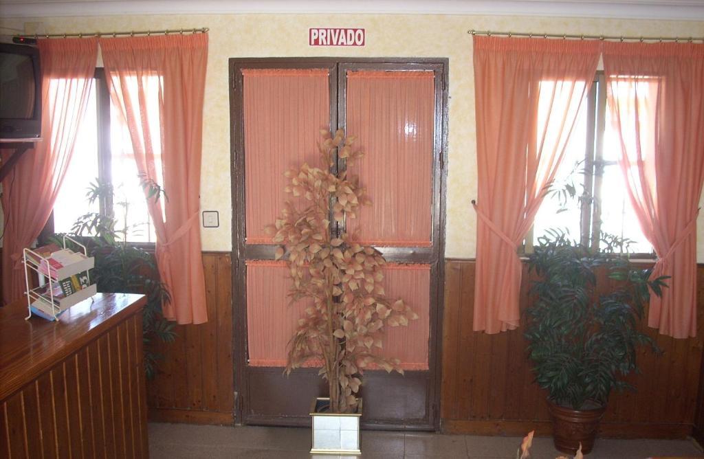 Hostal Don Diego San Juan Del Puerto Exterior photo