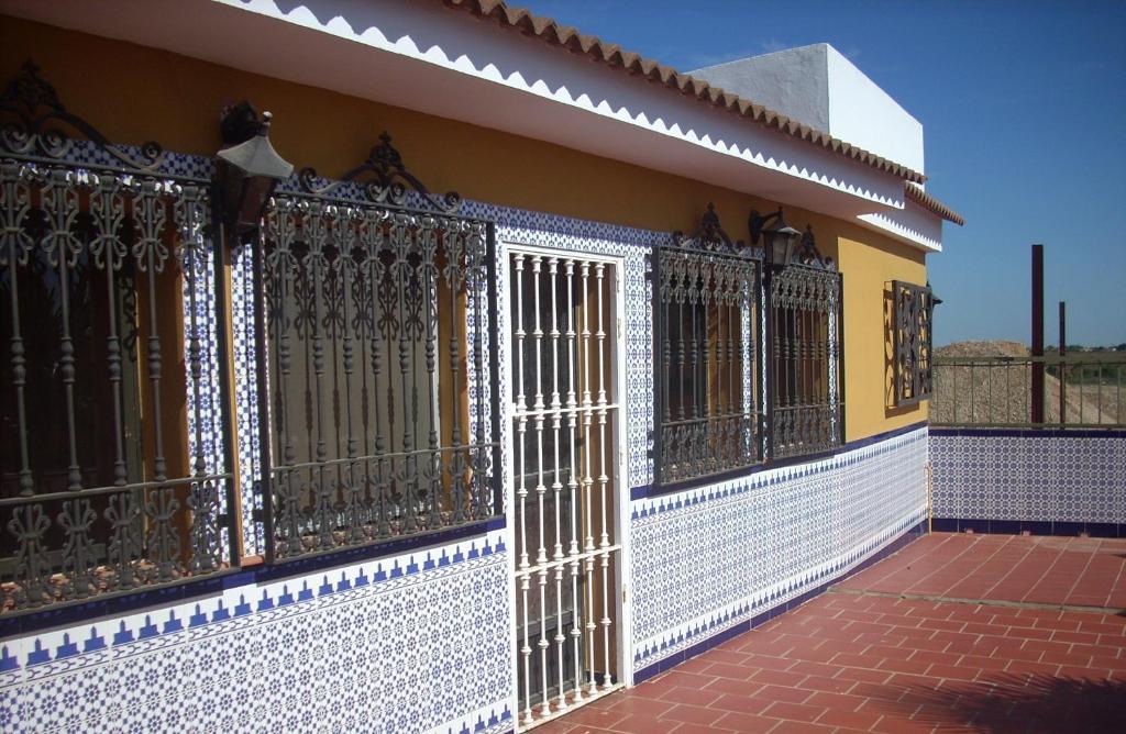Hostal Don Diego San Juan Del Puerto Exterior photo