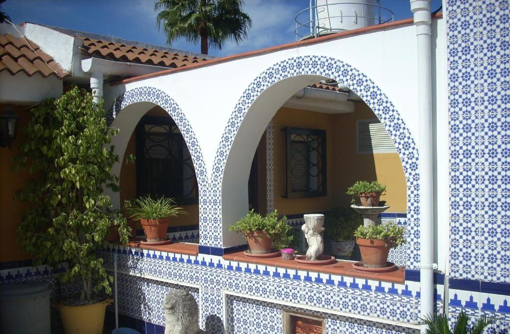 Hostal Don Diego San Juan Del Puerto Exterior photo